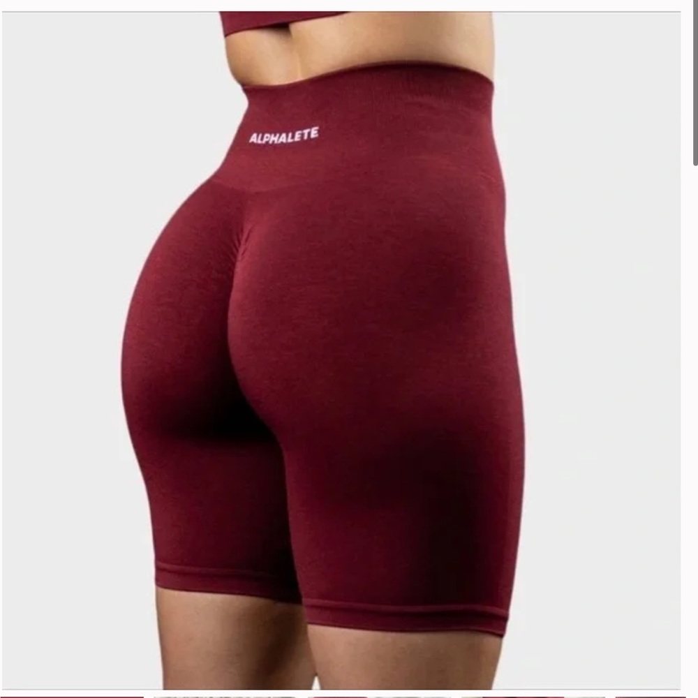 Alphalete Amplify Bordeaux Biker Shirts OG